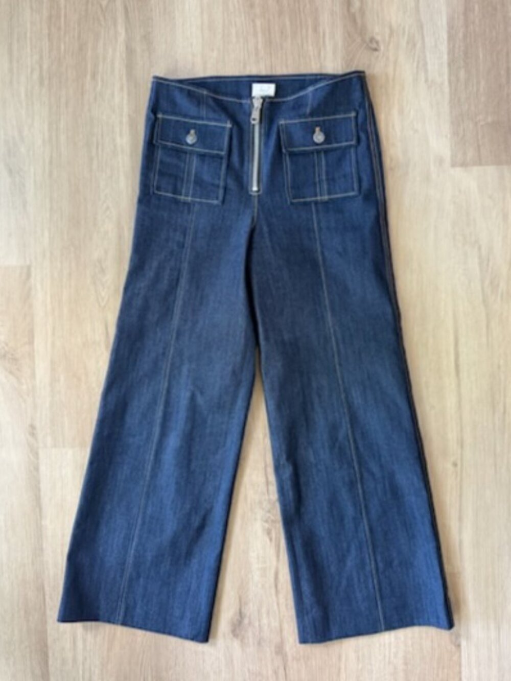 Cinq a Sept Azure Wide Leg Crop Jeans Sz 4